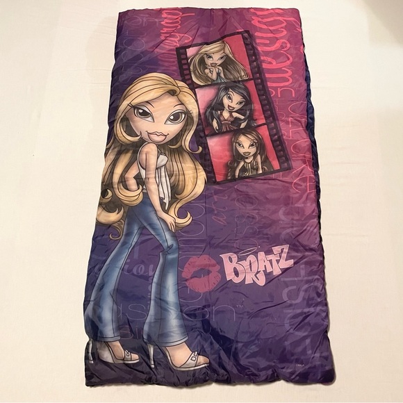 Bratz Doll Sleeping Bag Y2K MGA Double Sided - Picture 15 of 16